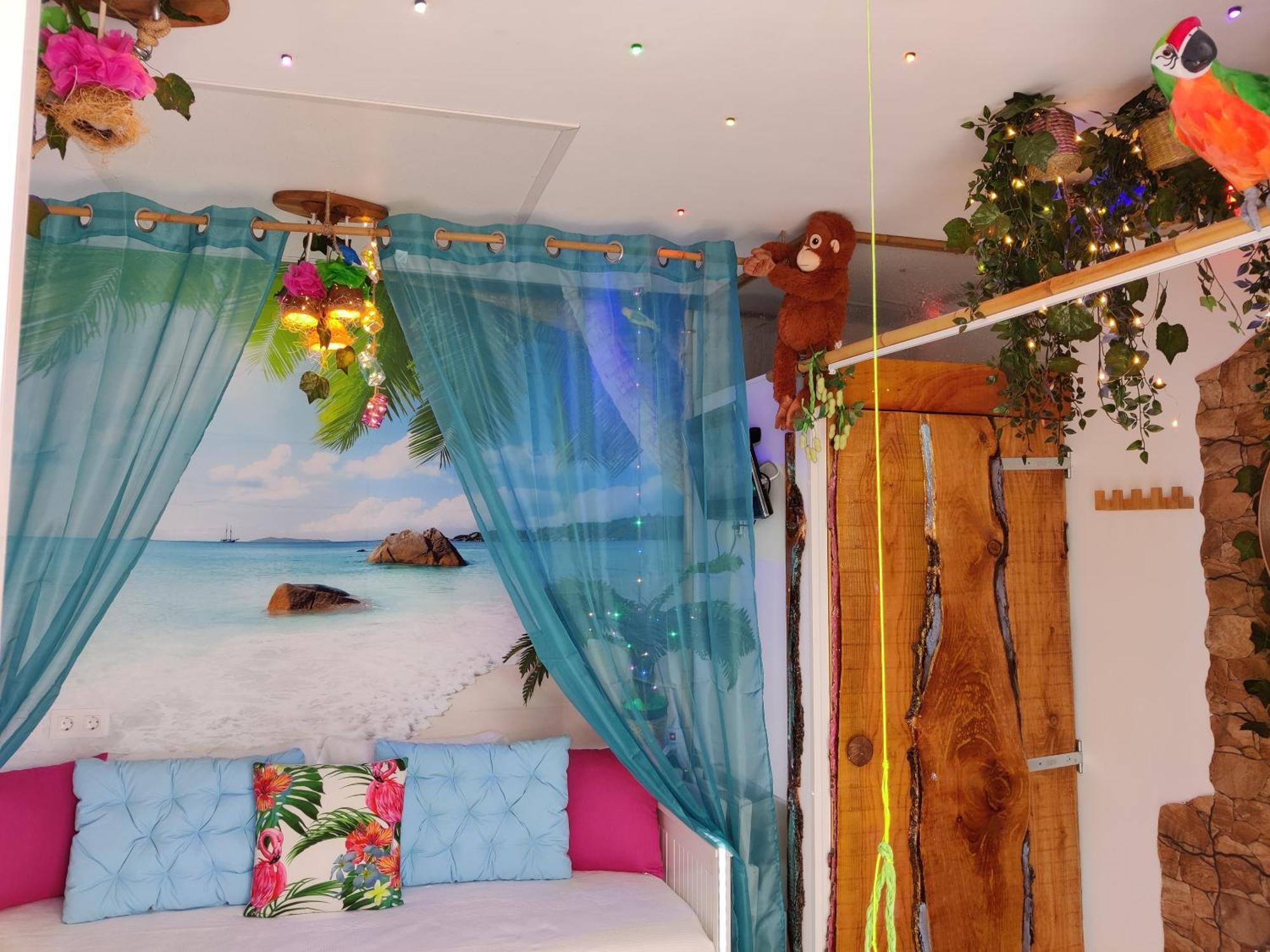 Wonder Room Paraiso Magico Habitacion Нерха Екстер'єр фото